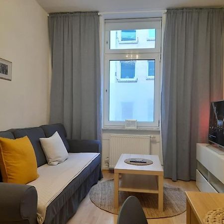 Zwei-Zimmer Wohnung In Wiesbadens Westend Экстерьер фото
