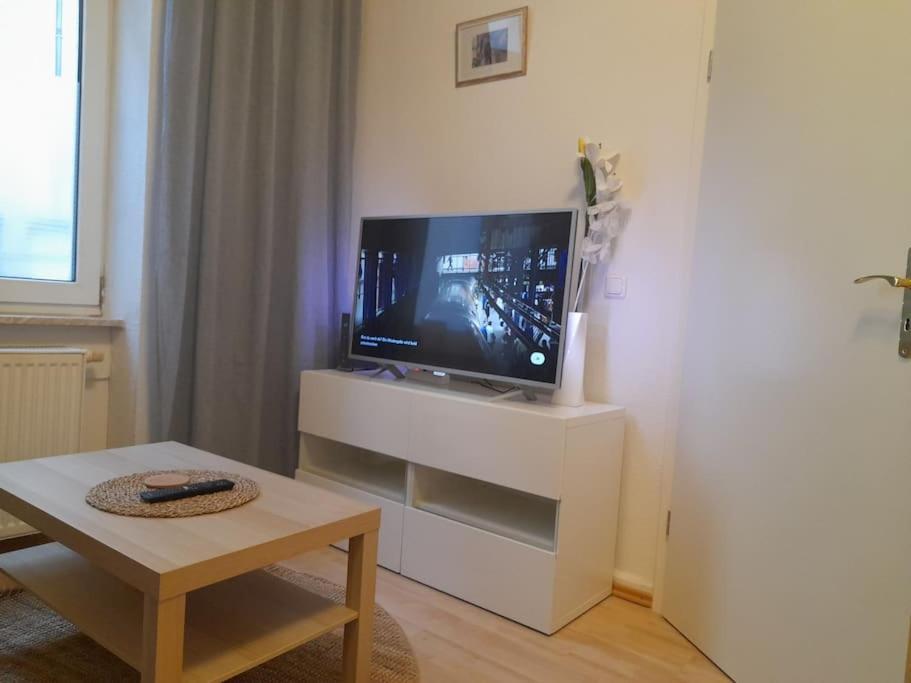 Zwei-Zimmer Wohnung In Wiesbadens Westend Экстерьер фото