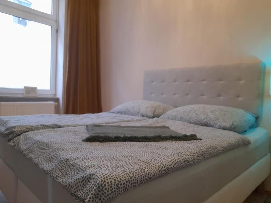 Zwei-Zimmer Wohnung In Wiesbadens Westend Экстерьер фото